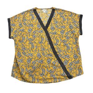 CJ BANKS Shirt Womens 1X Yellow Black White Floral V Neck Short Sleeve